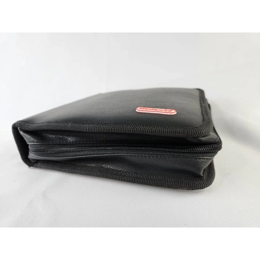 Vintage Nintendo GBA Game Boy GAMEBOY Advance 32 Case Folder Binder Black‎ Rare